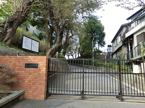 【B号棟】南区新築戸建2台駐車可LDK19帖(横浜市立六つ川小学校)