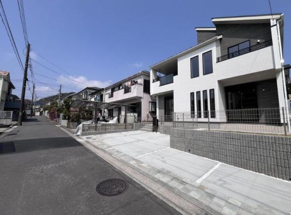 【1号棟】金沢区新築戸建3台駐車可WIC和室
