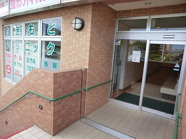 【1号棟】磯子区新築戸建ビルトイン車庫パントリー(たきもとクリニック)