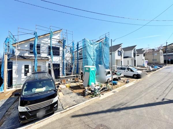 【2号棟】都筑区新築戸建パントリーリネン棚