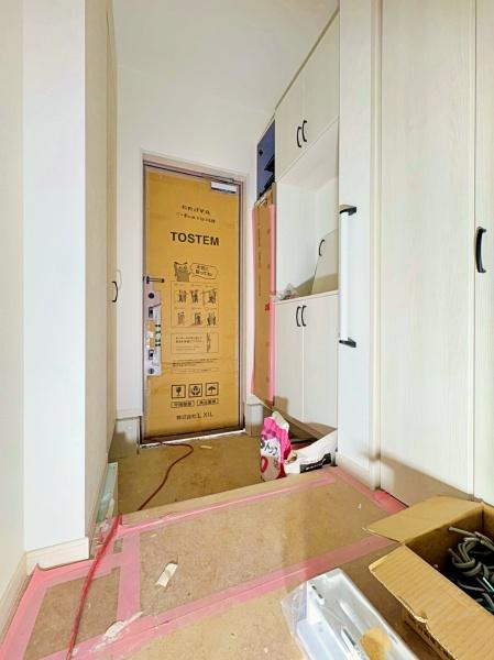 【8号棟】都筑区新築戸建パントリーリネン庫