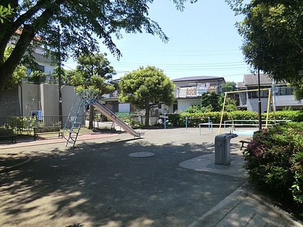 横浜市港南区笹下６丁目の中古一戸建て(笹下菱田公園)