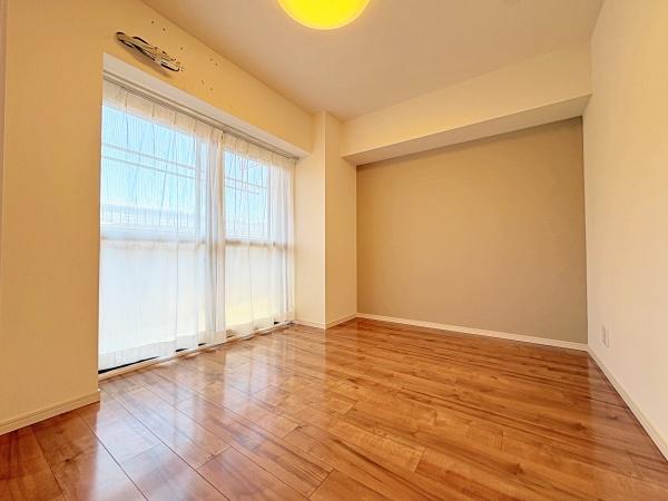 ダイアパレス生麦第３【角部屋駅歩5分】