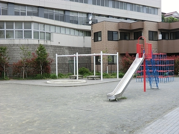 ダイアパレス生麦第３【角部屋駅歩5分】(岸谷1丁目公園)