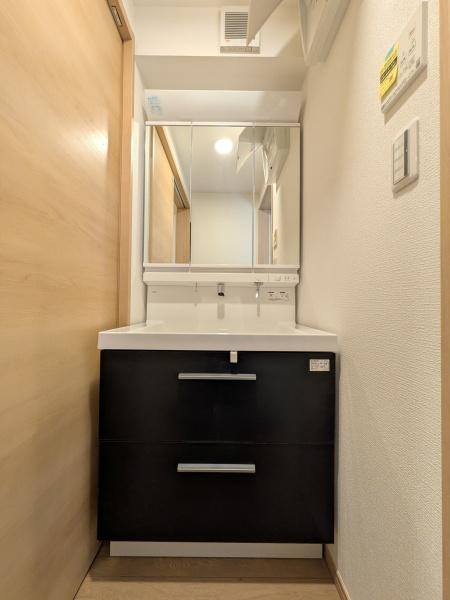 【A号棟】川崎市新築戸建ビルトイン車庫LDK20帖以上