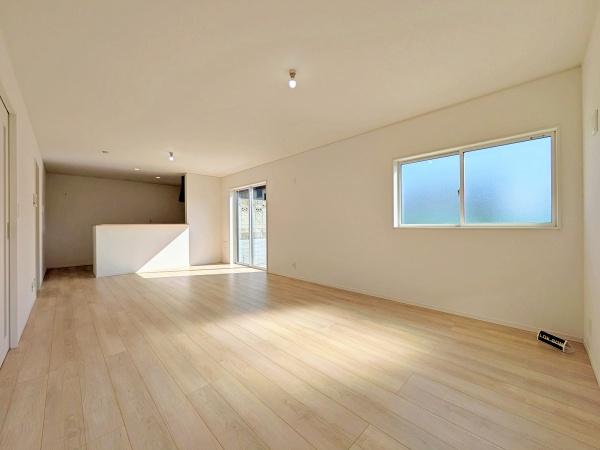 【1号棟】町田市新築戸建LDK19帖以上ルーバル