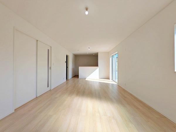 【1号棟】町田市新築戸建LDK19帖以上ルーバル