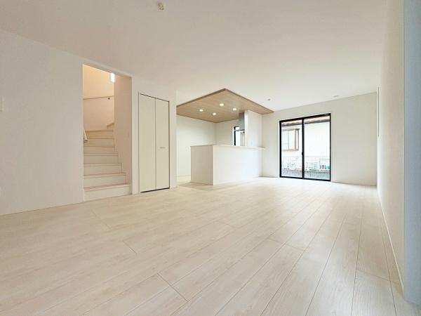 【1号棟】町田市新築戸建2台駐車可LDK20帖