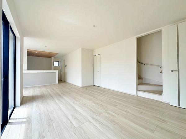 【1号棟】泉区新築戸建2台駐車可LDK20帖以上