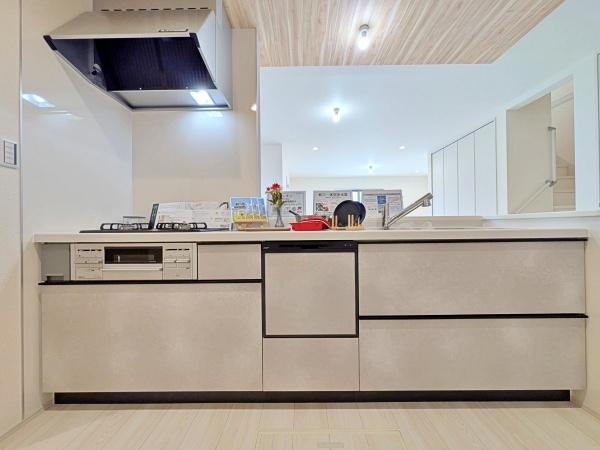 【1号棟】鶴見区新築戸建LDK19帖以上パントリー
