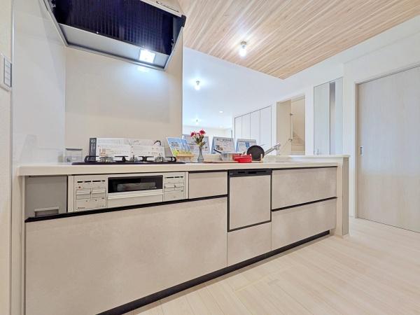 【1号棟】鶴見区新築戸建LDK19帖以上パントリー