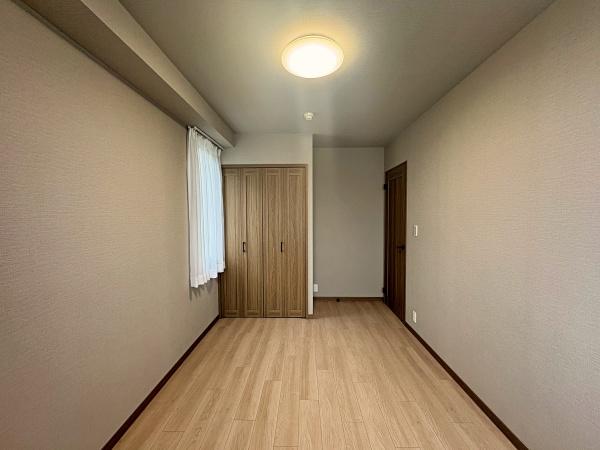 エステスクエア成瀬弐番館【角住戸WICパントリー】
