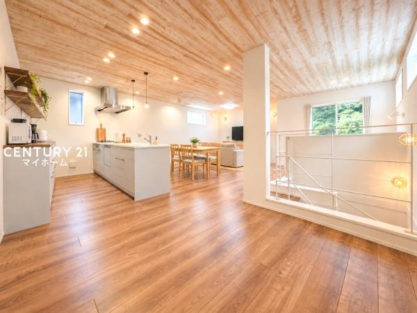 【1号棟】鎌倉市新築戸建LDK20帖超カースぺ2台