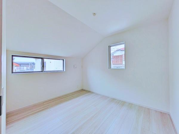 【1号棟】横浜市旭区新築戸建　LDK20帖　カースぺ2台