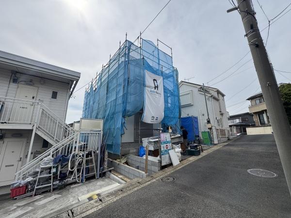 【1号棟】横浜市旭区新築戸建　LDK20帖　カースぺ2台