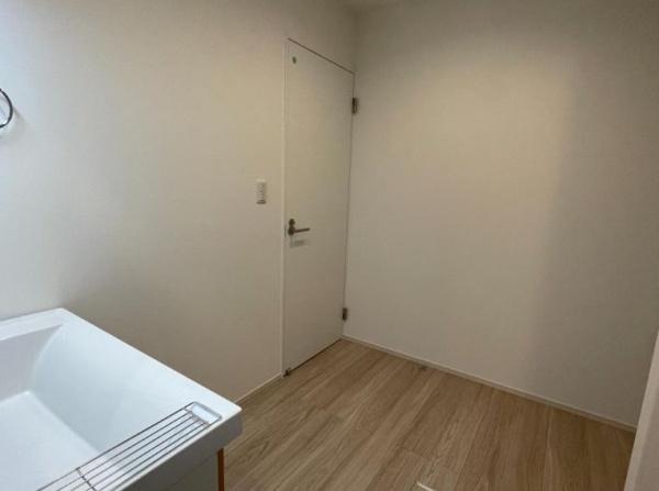 【1号棟】綾瀬市新築戸建2台駐車可LDK18帖