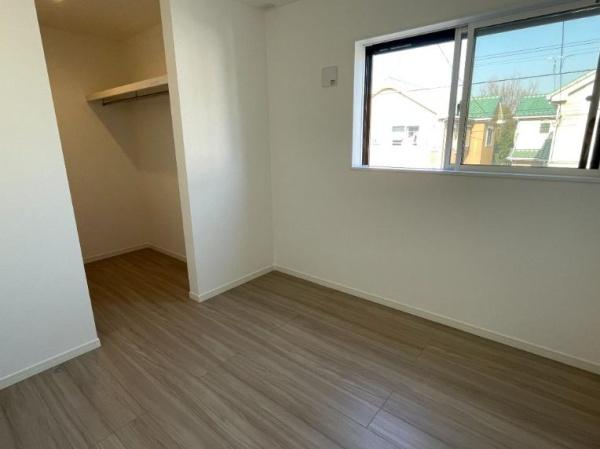 【4号棟】綾瀬市新築戸建2台駐車可WICパントリー