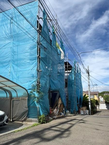 【1号棟】港北区新築戸建ビルトイン車庫駅歩10分
