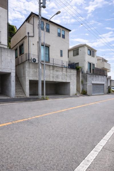 保土ケ谷区中古戸建ガレージ付きオール電化