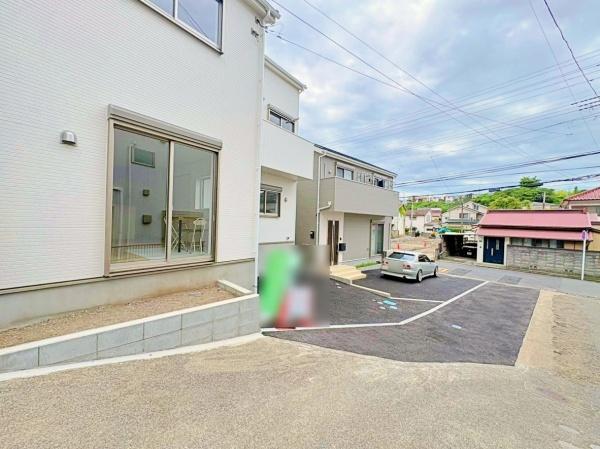 【2号棟】横須賀市新築戸建2台駐車可納戸