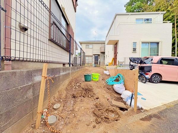 川崎市新築戸建備蓄倉庫南面道路接道