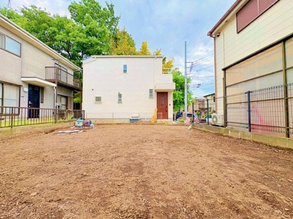 川崎市新築戸建備蓄倉庫南面道路接道