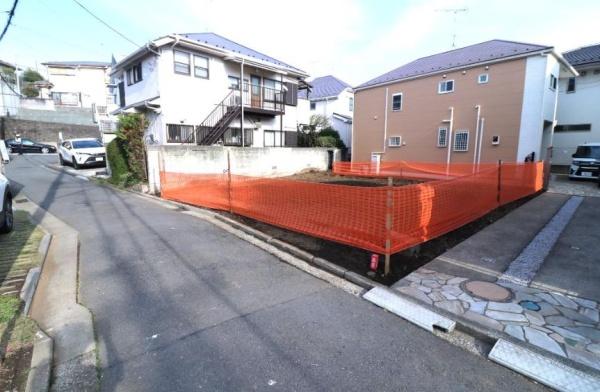 港北区売地建築条件無し駅歩7分フラットアプローチ