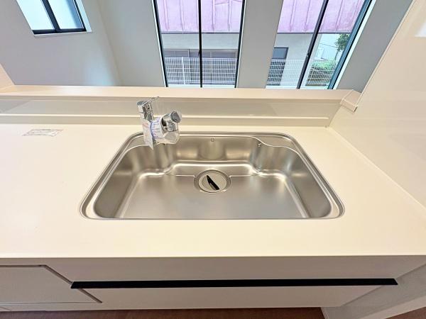 【1号棟】川崎市新築戸建ビルトイン車庫