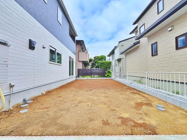 【1号棟】港南区新築戸建4台駐車可LDK18帖以上