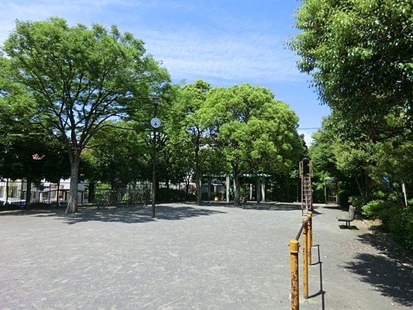 川崎市麻生区金程１丁目の中古一戸建て(向原池の端公園)