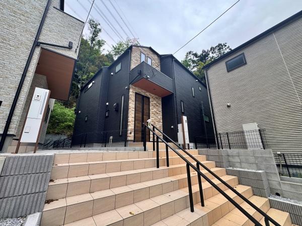 【B号棟】戸塚区新築戸建LDK20帖以上