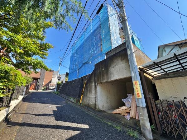 神奈川区新築戸建LDK18帖以上地下車庫横浜駅