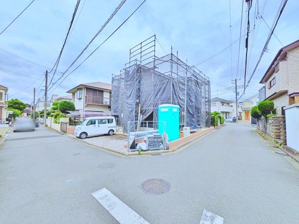 瀬谷区新築戸建カースペース並列3台南西角地