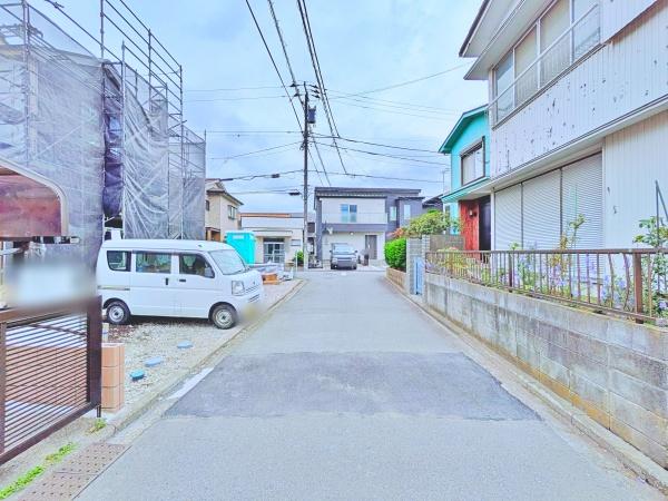 瀬谷区新築戸建カースペース並列3台南西角地