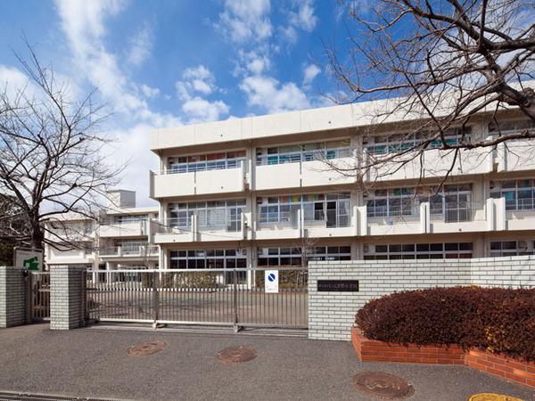 横浜市緑区長津田１丁目の中古一戸建て(横浜市立いぶき野小学校)