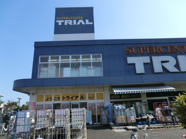 藤沢市稲荷１丁目の中古一戸建て(スーパーセンタートライアル藤沢羽鳥店)