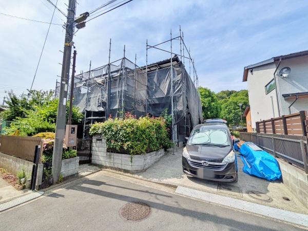 都筑区中古戸建5LDKリノベカースペース2台
