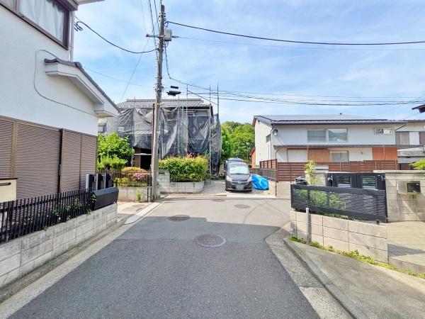 都筑区中古戸建5LDKリノベカースペース2台