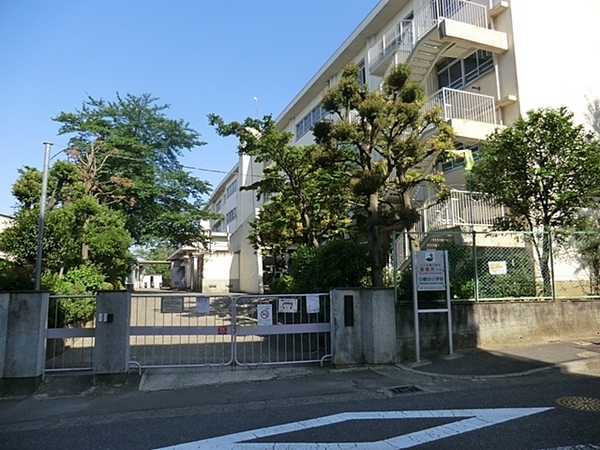 【2号棟】川崎市新築戸建LDK18帖以上パントリー(川崎市立白幡台小学校)