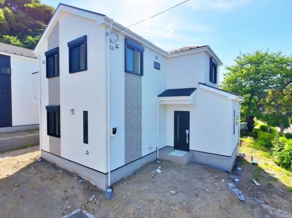【1号棟】金沢区新築戸建3台駐車可パントリー