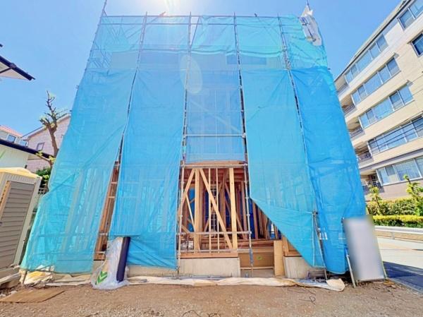 港北区新築戸建ビルトイン車庫ルーバルWIC