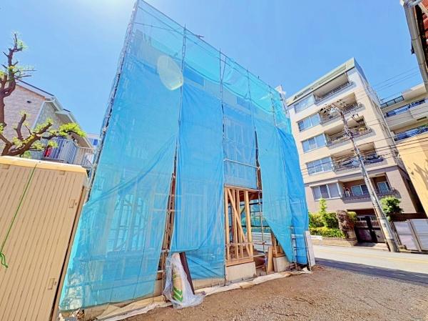 港北区新築戸建ビルトイン車庫ルーバルWIC