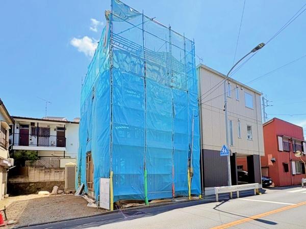 港北区新築戸建ビルトイン車庫ルーバルWIC