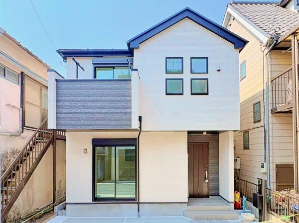 【1号棟】鶴見区新築戸建駅歩2分パントリー