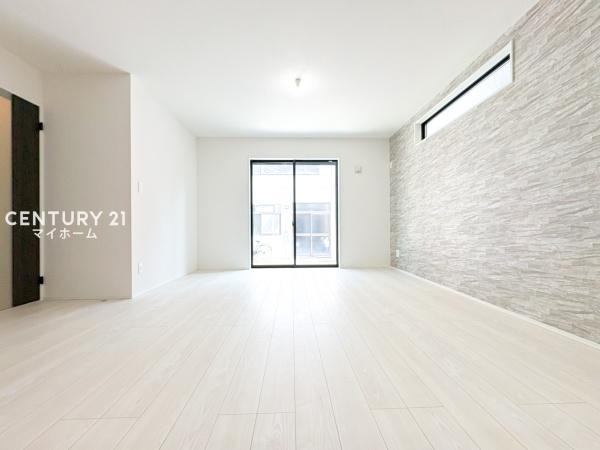 鶴見区新築戸建駅歩2分パントリー