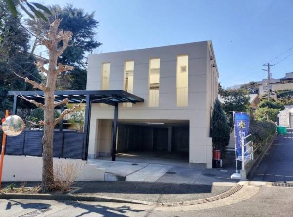 鎌倉市中古戸建LDK30帖以上WIC3台駐車可