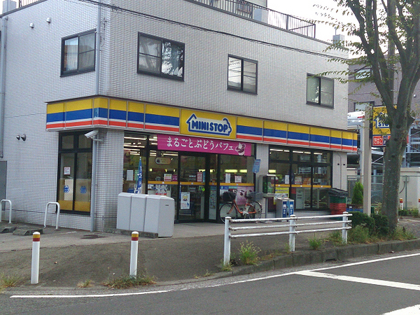 横浜市金沢区能見台２丁目の中古一戸建て(ミニストップ能見台６丁目店)