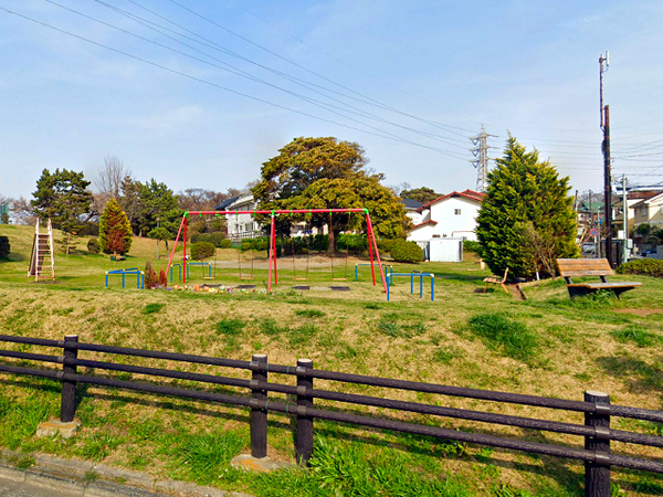 藤沢市片瀬山５丁目の中古一戸建て(片瀬山北公園)