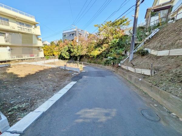 【2号棟】保土ケ谷区新築戸建WICビルトイン車庫