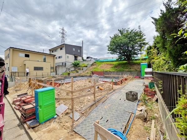 栄区新築戸建4台駐車可LDK20帖以上パントリー